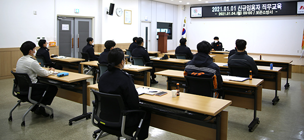 보은소방서가 신규임용 소방공무원을 상대로 직무교육을 펼치고 있다.