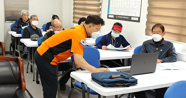 보은소방서가 공동주택화재관리 교육을 통해 화재안전 리더 양성에 나섰다.