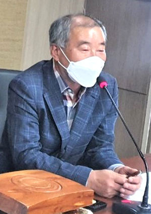 신임 구왕회 공동 위원장이 취임 소견을 밝히고 있다.