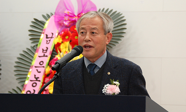최당열 마로신협 이사장이 조합원들에게 사업전반에 대한 설명을 하고 있다.