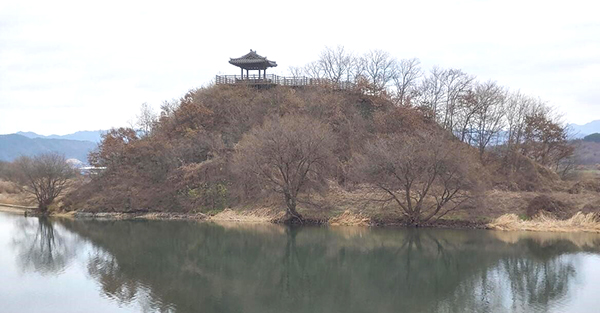 청산면 상춘정.