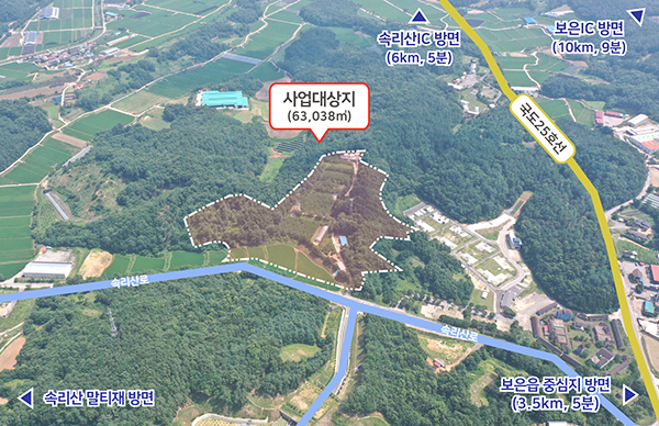 충북소방교육대가 들어설 장안면 오창리 일원. 보은군이 지난 9월 말 옥천군과 충주시와의 유치 경합에서 판정승을 거두고 충북소방교육대 건립 예정지로 낙점됐다. 충북도와 보은군은 오는 2027년 준공을 목표로 전체면적 6만3,038㎡, 연면적 3,350㎡ 규모의 충북소방교육대 건립 추진을 예고한 가운데 충북도의회 김종필 의원이 사업지 재검토 발언으로 물의를 빚고 있다.