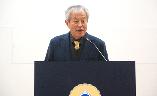 최당열 마로신협 이사장이 조합원들에게 감사를 표하고 있다.