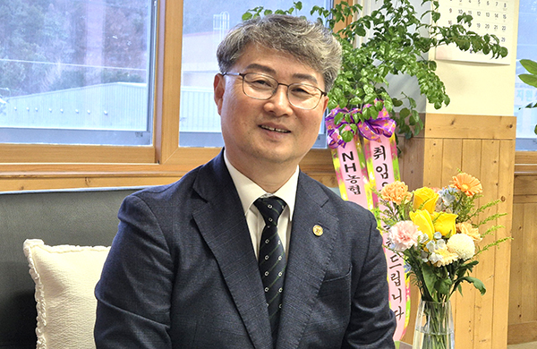 신임 전병일 교육장이 보은교육에 대한 소신을 밝히고 있다.