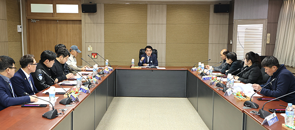 보은군과 사회단체가 간담회를 통해 함께 생활권 테마화단을 조성키로 했다.