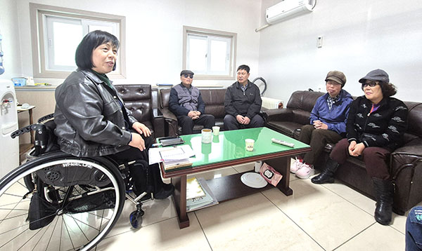 정미정 음성장애인자립생활센터장이 ‘행복의 길’을 제시하고 있다.