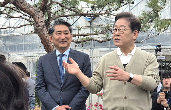 보은에 도착한 이재명 대선후보가 자신의 의지를 표출하고 있다.