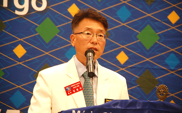 동보 김성구 회장이 취임사를 통해 자신의 소신을 밝히고 있다.