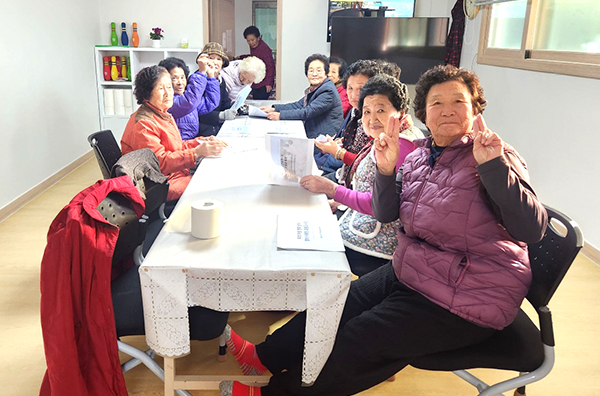 장안면 봉비리 경로당카페형 돌봄도서관으로 새출발