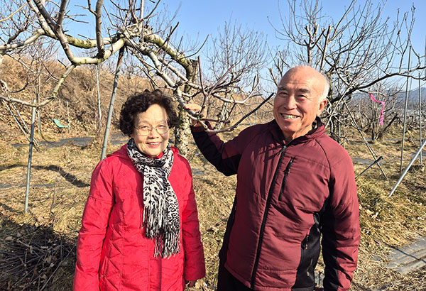 ‘6시 내고향 팔도 배달맨’에 방송된 김우현·목현숙 부부가 보은과의 인연을 설명하고 있다.